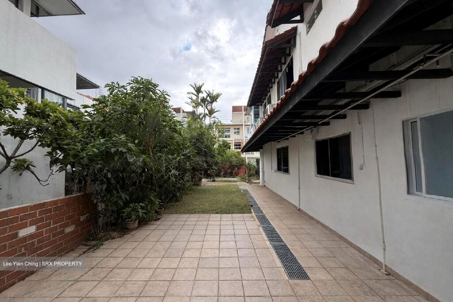 Highland Road (D19), Terrace #588383321